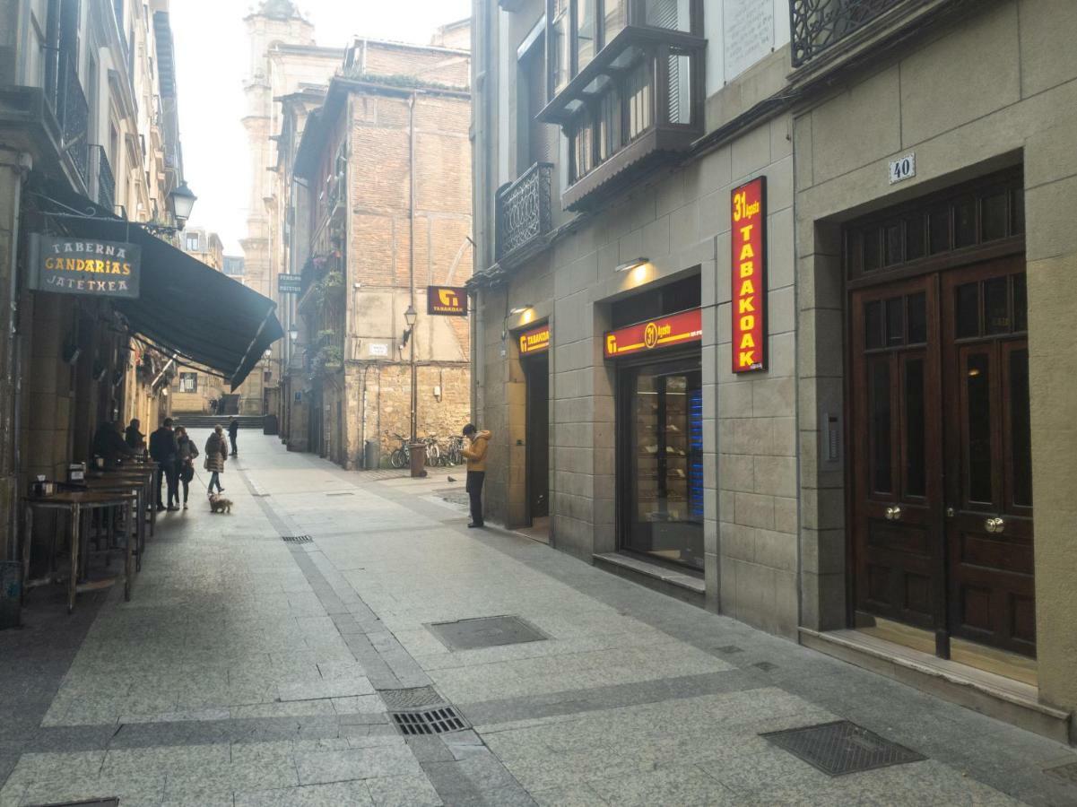 San Sebastian'S Most Historic Street! Modern Stay ภายนอก รูปภาพ